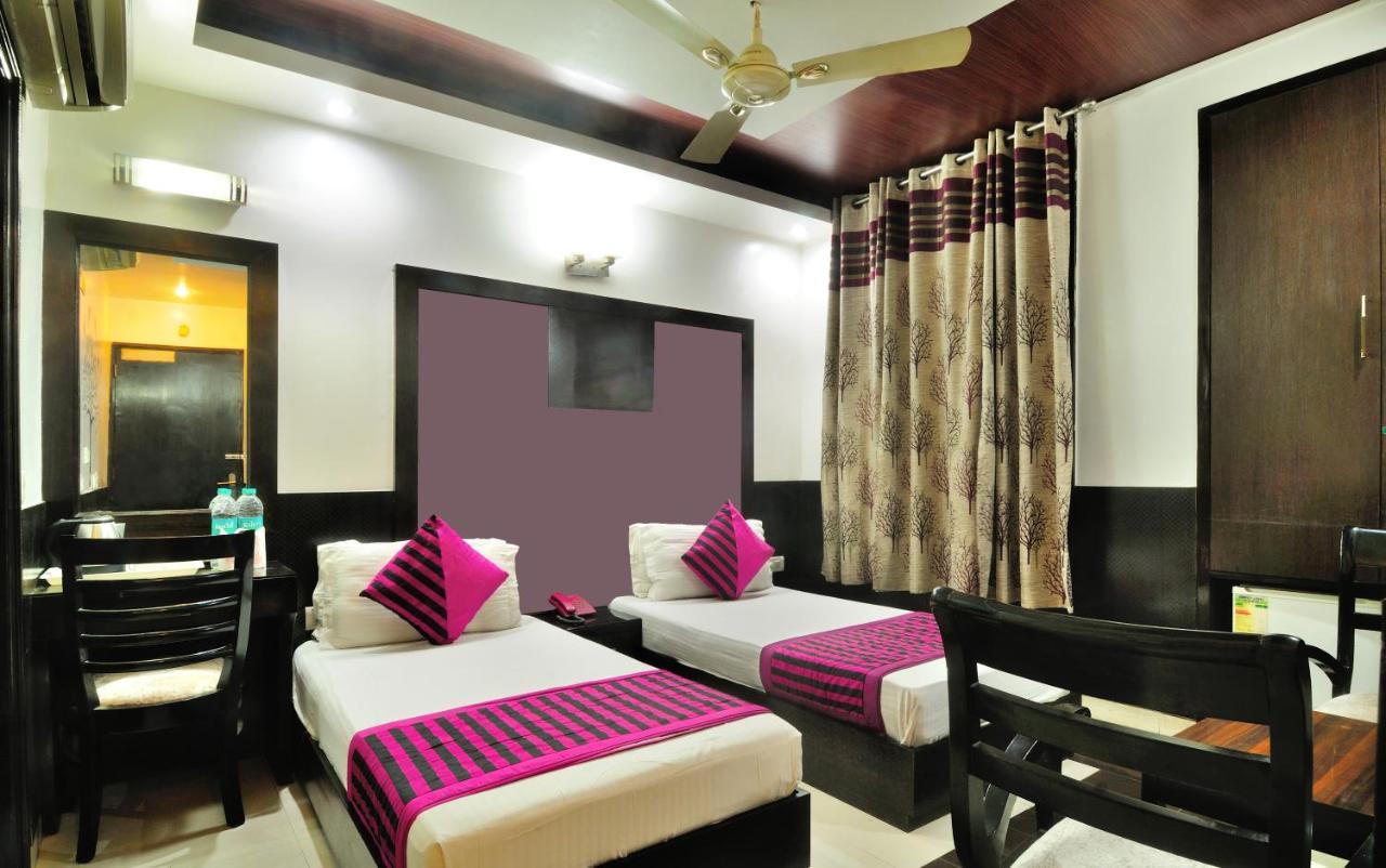 The Bonlon Inn-Near Blk Hospital Delhi  Exterior foto